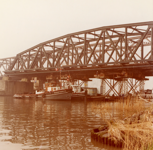 20232143 Keizersveerbrug, 1977-03-24